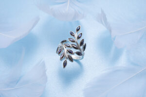 The Emotional Value of a Sterling Silver Promise Ring 